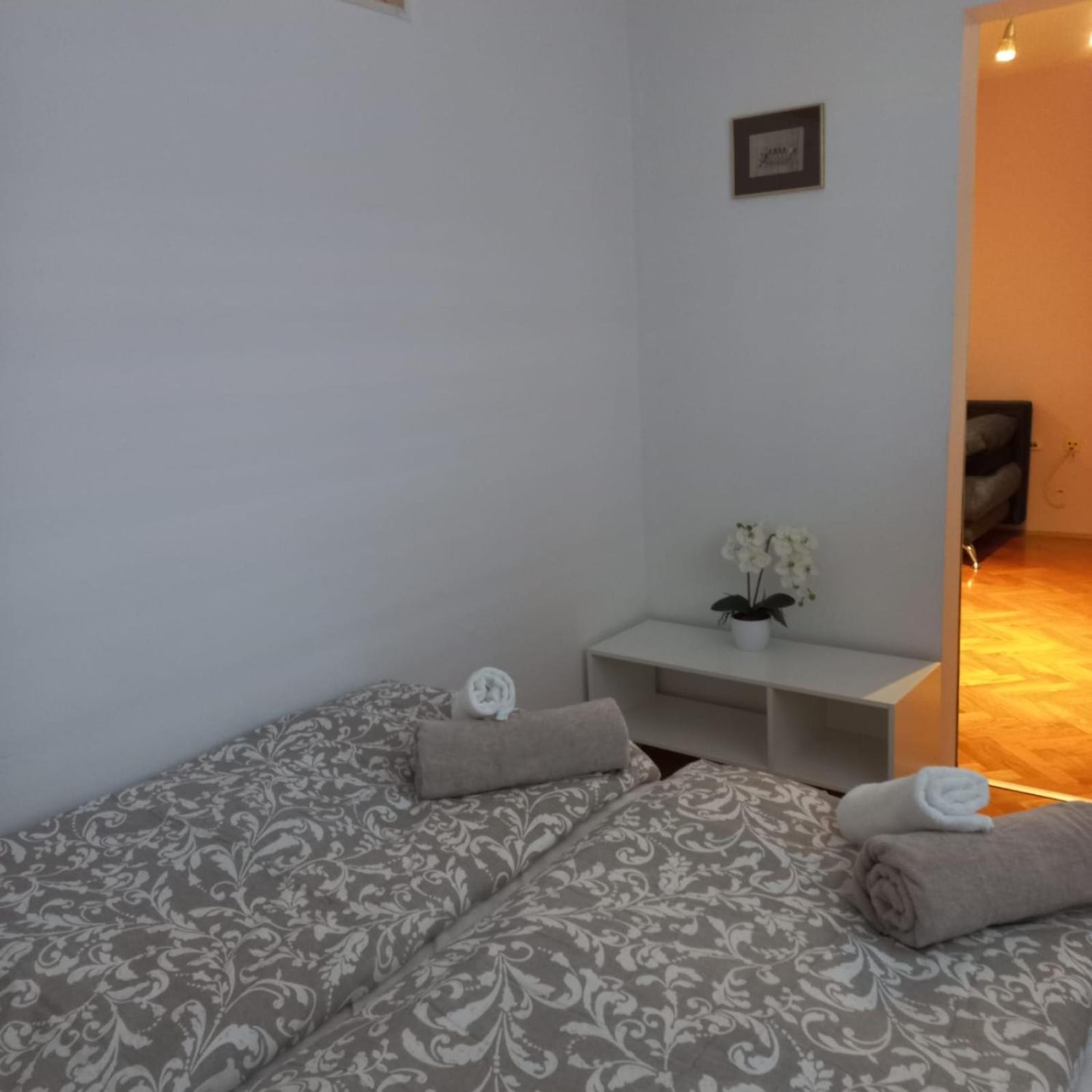Apartment Blue Moon Любляна Екстериор снимка